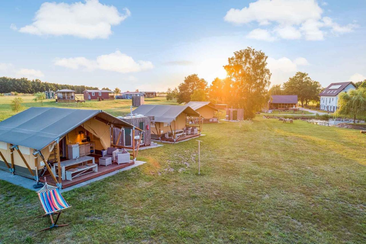Landgut Voigtsmühle Glamping Lodge Villa Veranda XL 1 Friedland  Exterior foto