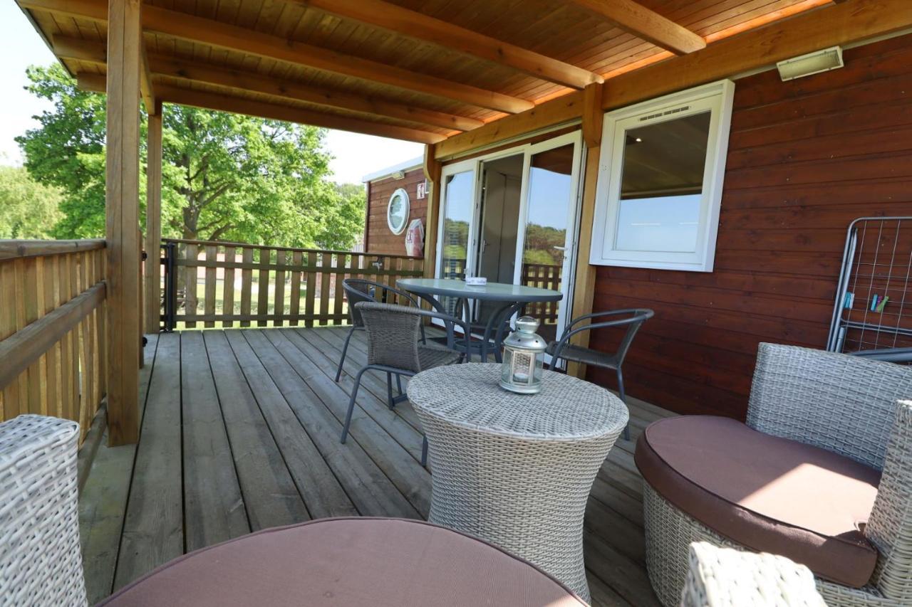 Landgut Voigtsmühle Glamping Lodge Villa Veranda XL 1 Friedland  Exterior foto