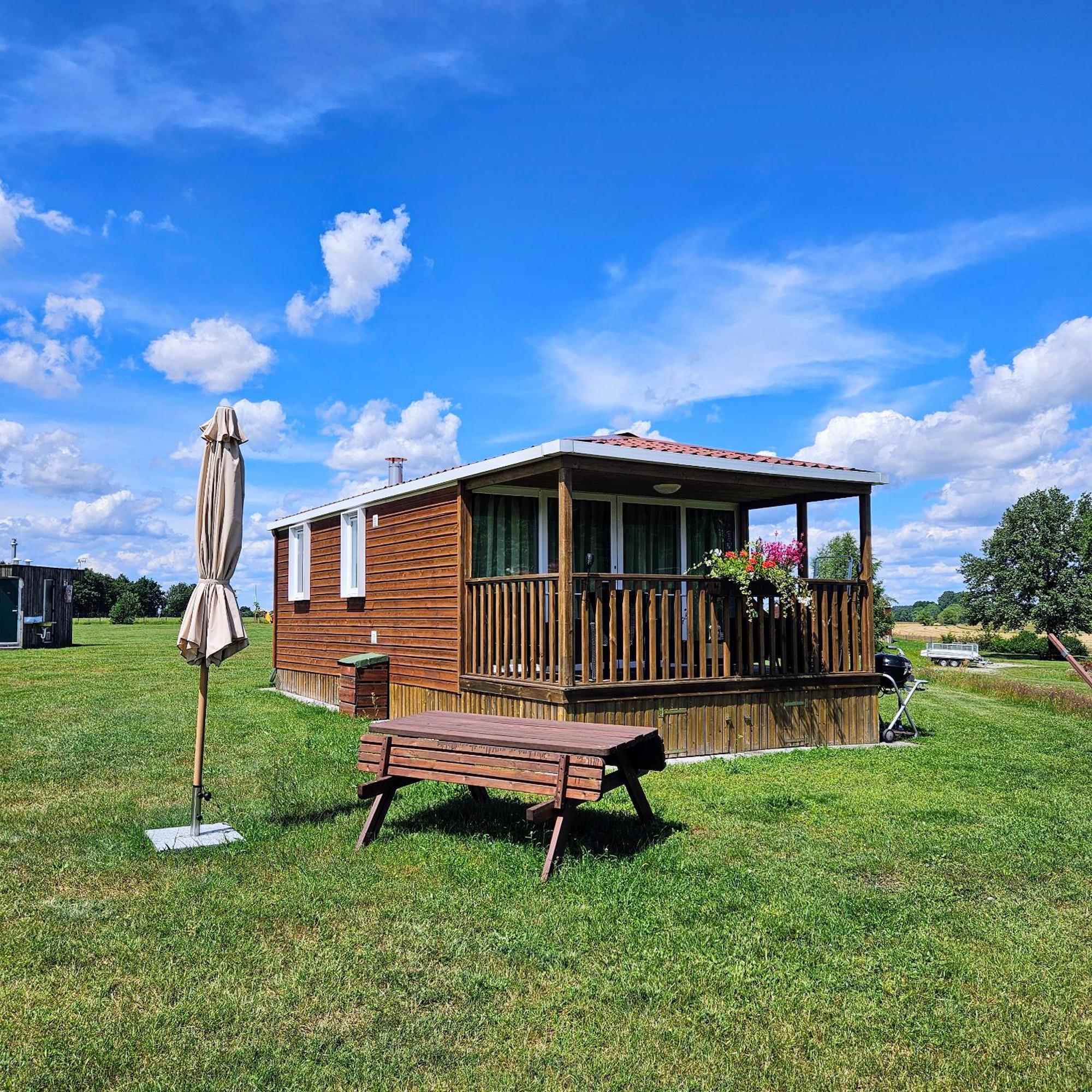 Landgut Voigtsmühle Glamping Lodge Villa Veranda XL 1 Friedland  Exterior foto