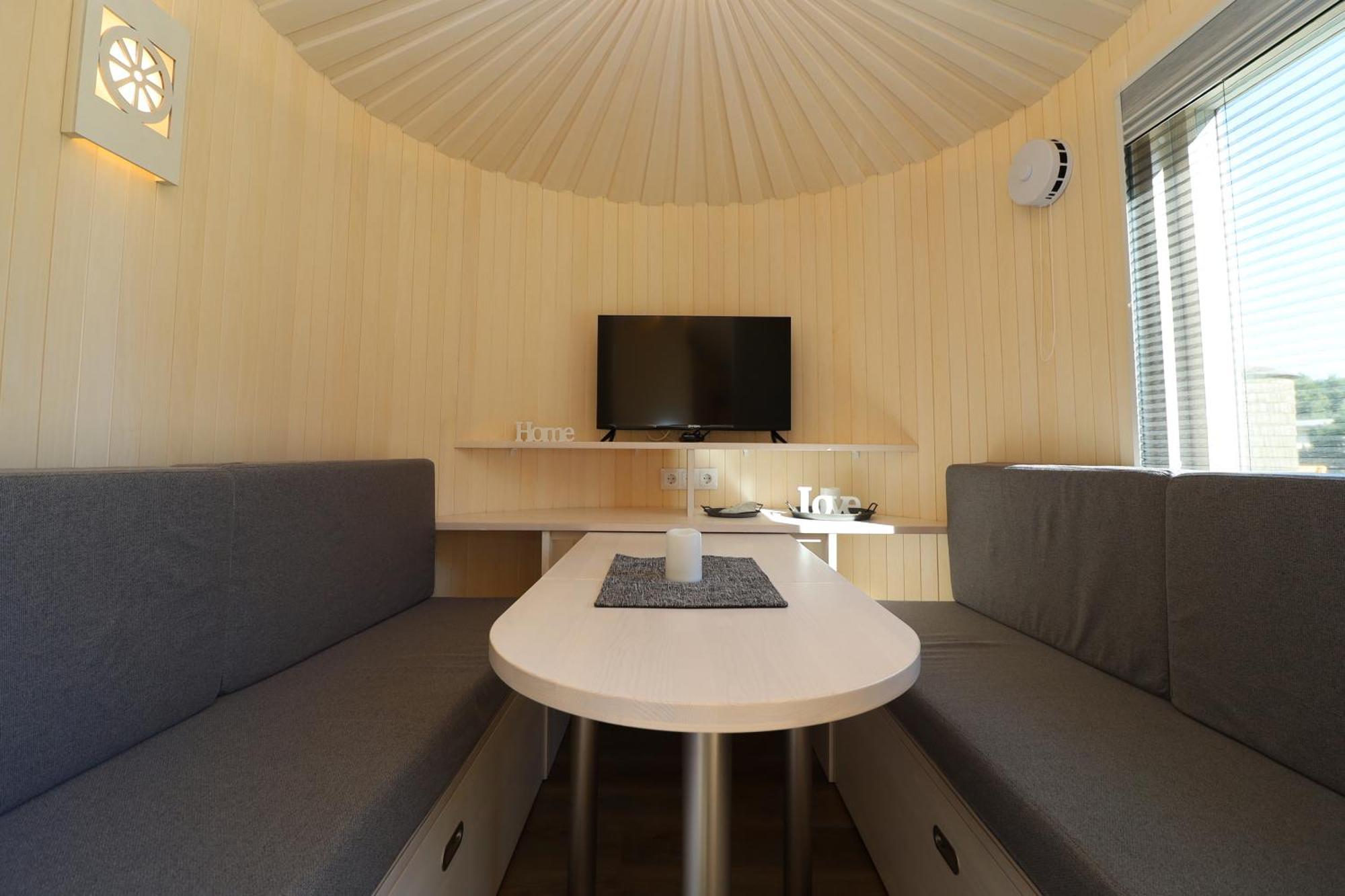 Landgut Voigtsmühle Glamping Lodge Villa Veranda XL 1 Friedland  Exterior foto